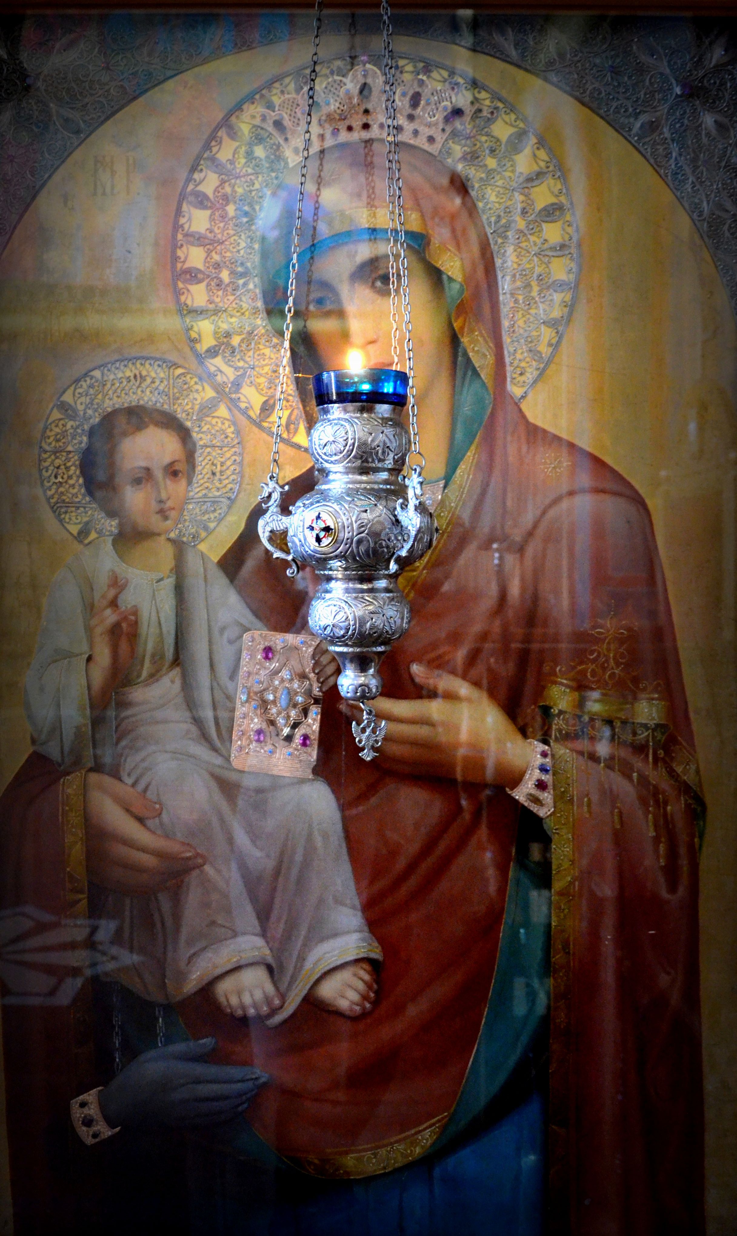 Лики святых: значение православных икон и ладанок
