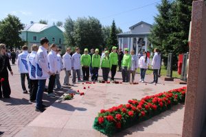 Полысаевцы почтили память героев Великой Отечественной войны.