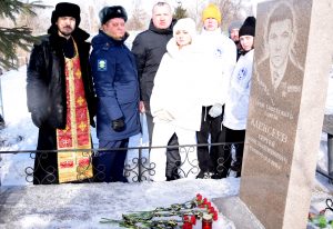 Герои не должны быть забыты