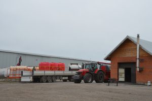 Весна изрядно запоздала, но аграрии своё дело знают крепко