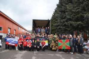 «Машину под завязку загружая, СВОих вы не бросаете в беде!»